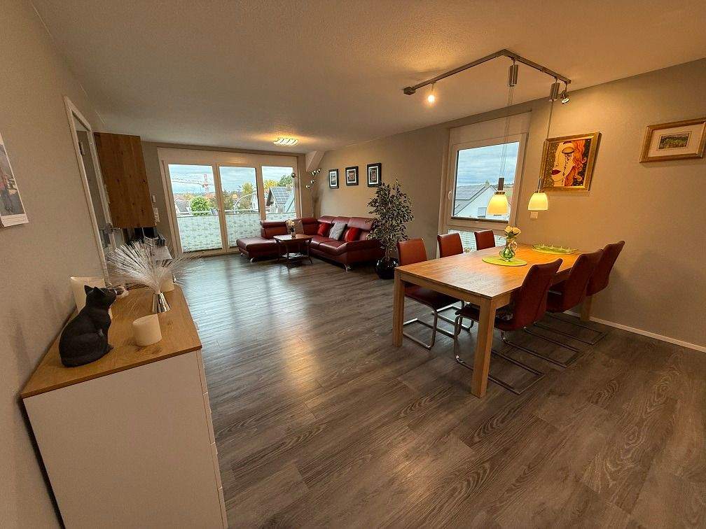 Absolut neuwertige Maisonette-Wohnung mit TOP-Ausstattung, 74229 Oedheim
