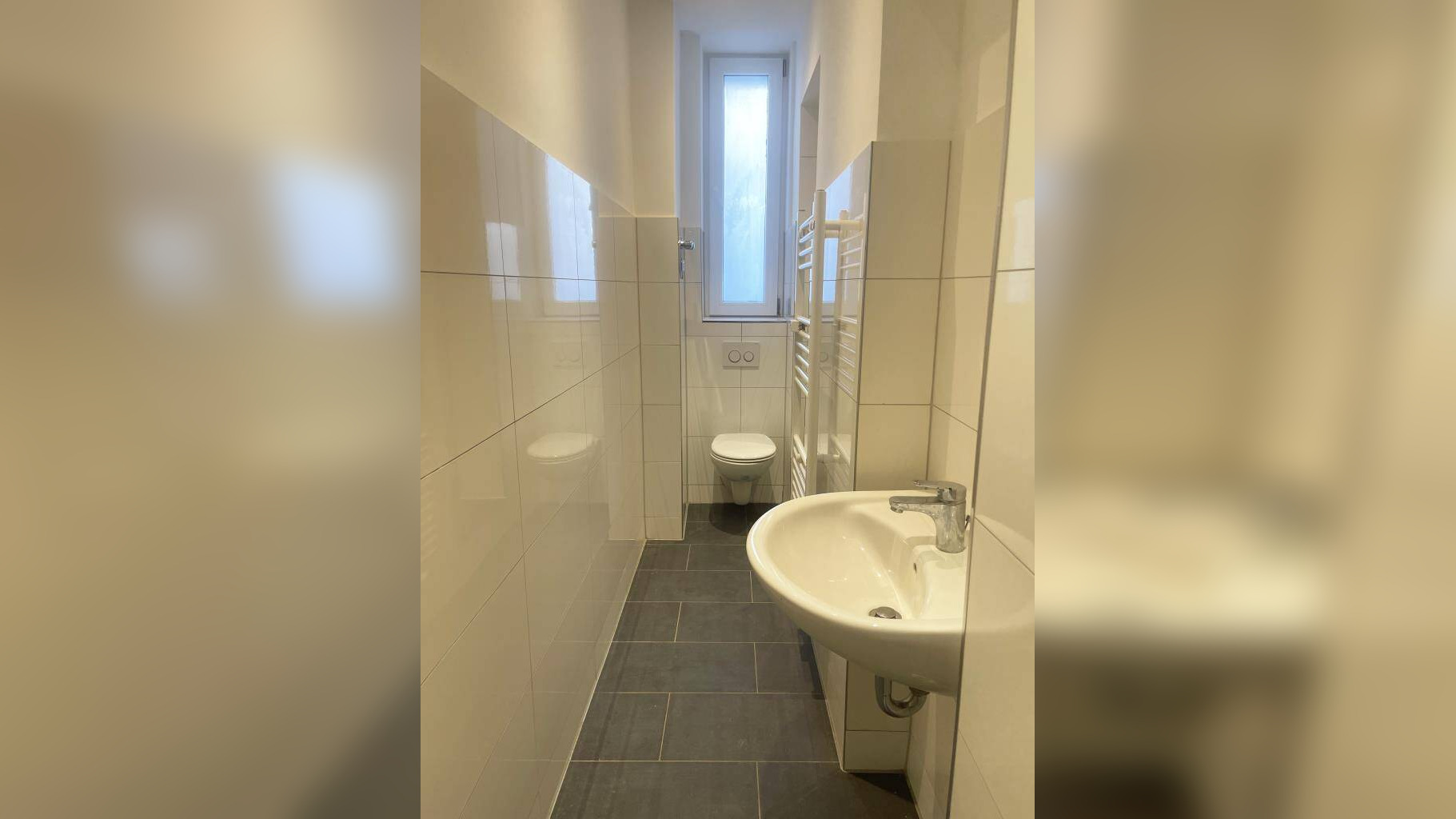 WOHNWERTE HAMBURG – Sanierte 2-Zimmer Wohnung mit eigener Terrasse!