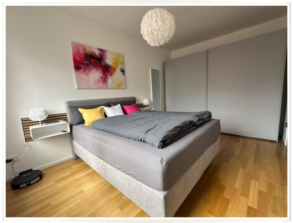 Sonnig und ruhig wohnen in der Münchner City! Exquisit ausgestattete 2-Zimmer-Wohnung im 5.OG mit Lift – 80335 München – Vorschaubild 3