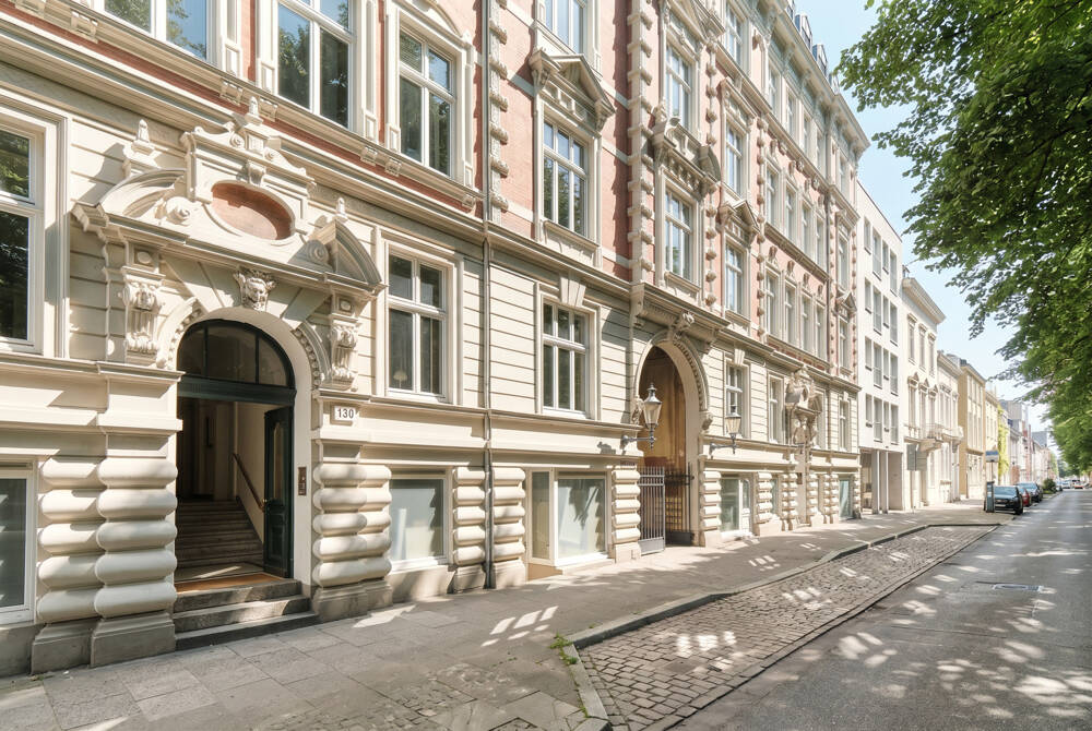 Über den Dächern Altonas: 130 m² Denkmal-Penthouse mit Elbblick & zwei Sonnen-Terrassen! – 22767 Hamburg – Vorschaubild 3