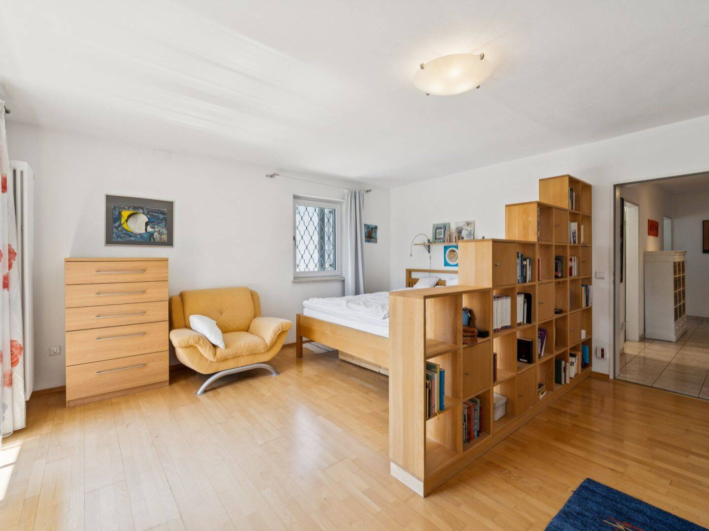 Stilvolle Doppelhaushälfte mit schönem Garten und Außenpool in begehrter Lage von München-Trudering – 81825 München – Vorschaubild 3