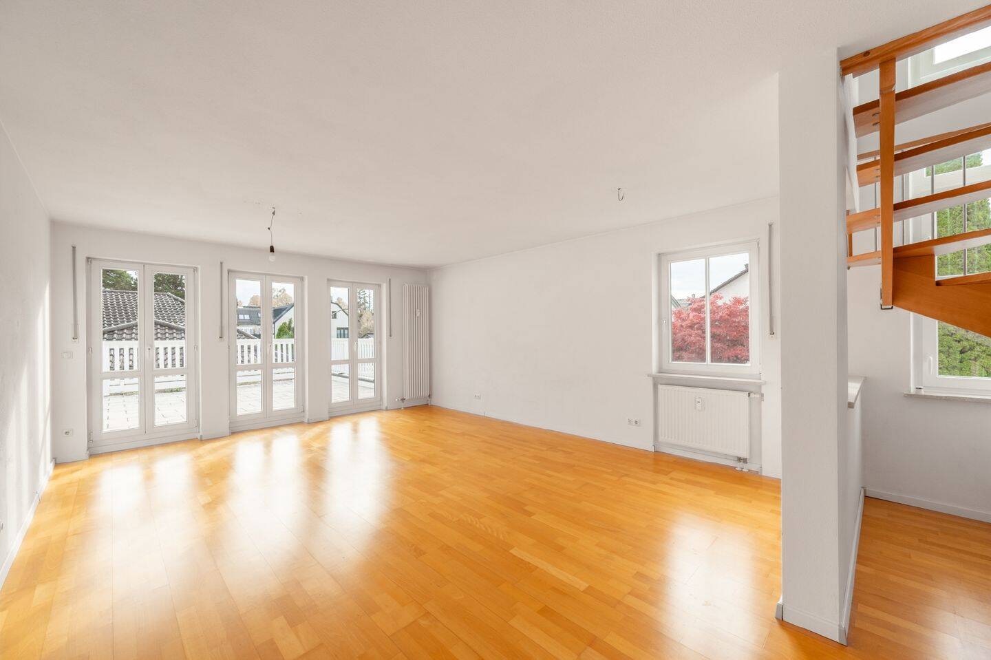 AIGNER: 110m² Wohn- und Nutzfläche mit besonderem Flair – Maisonette mit Dachterrasse am Stadtrand – 81739 München – Vorschaubild 3
