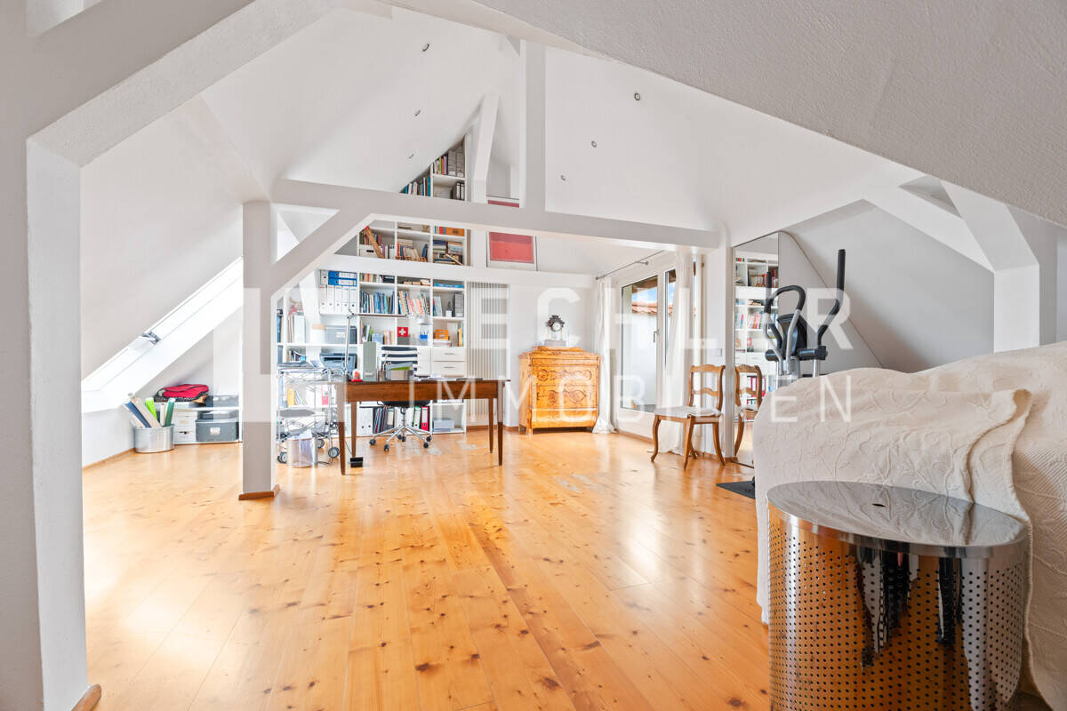 WOHNEN WIE IM EIGENEN HAUS – Maisonette in historischer Villa mit Panoramablick – 70180 Stuttgart – Vorschaubild 8