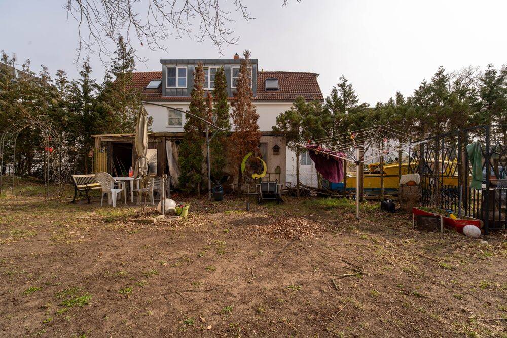 Platz für Ideen: Vielseitig nutzbares Grundstück mit Einfamilienhaus / Mehrgenerationenhaus – 12623 Berlin – Vorschaubild 4