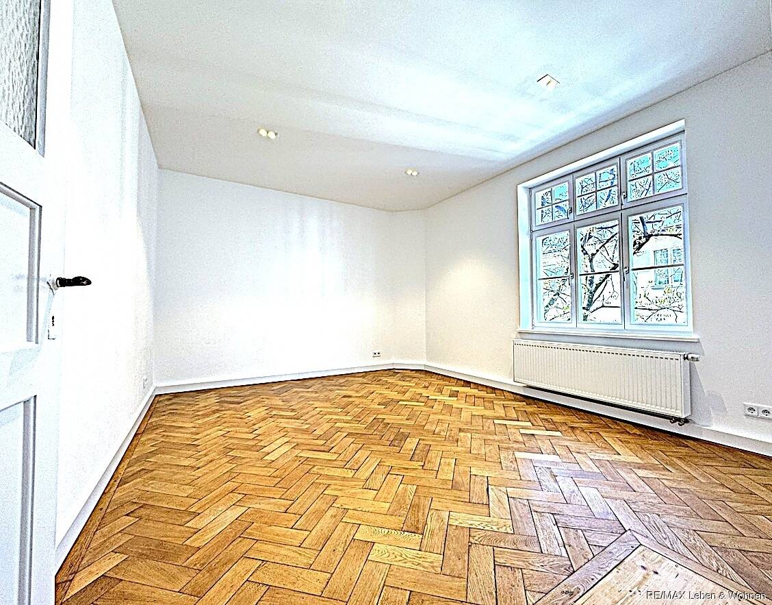 Sanierte 3 Zimmer – Altbauwohnung in der MAXVORSTADT 2 Stock. Ruhige Nebenstrasse. Eigenbezug ! – 80335 München – Vorschaubild 3