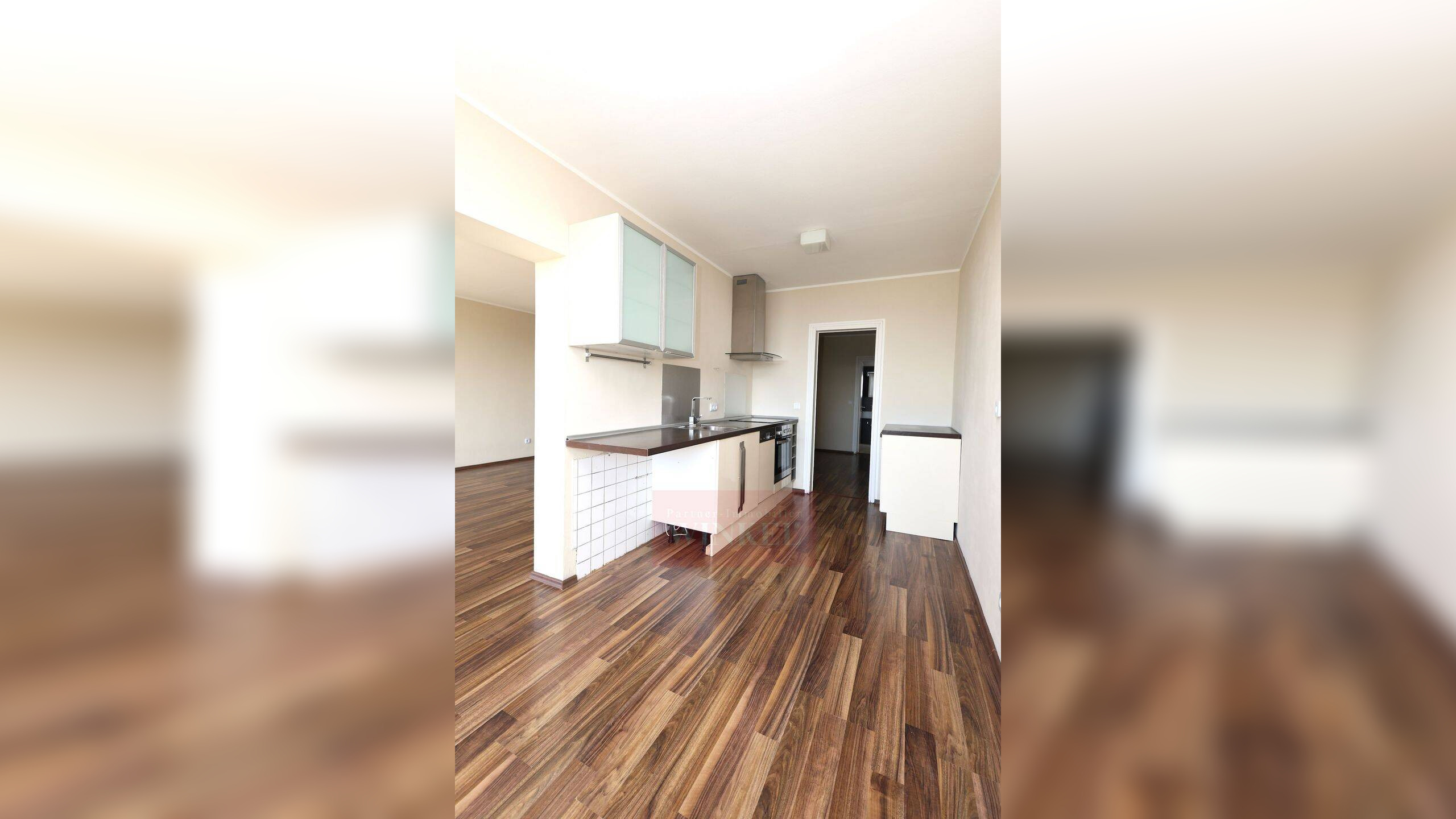 Helle 2-Zimmerwohnung mit Loggia, Einbauküche, Wannenbad und Außenstellplatz -Heiderhof- – 53177 Bonn – Vorschaubild 5