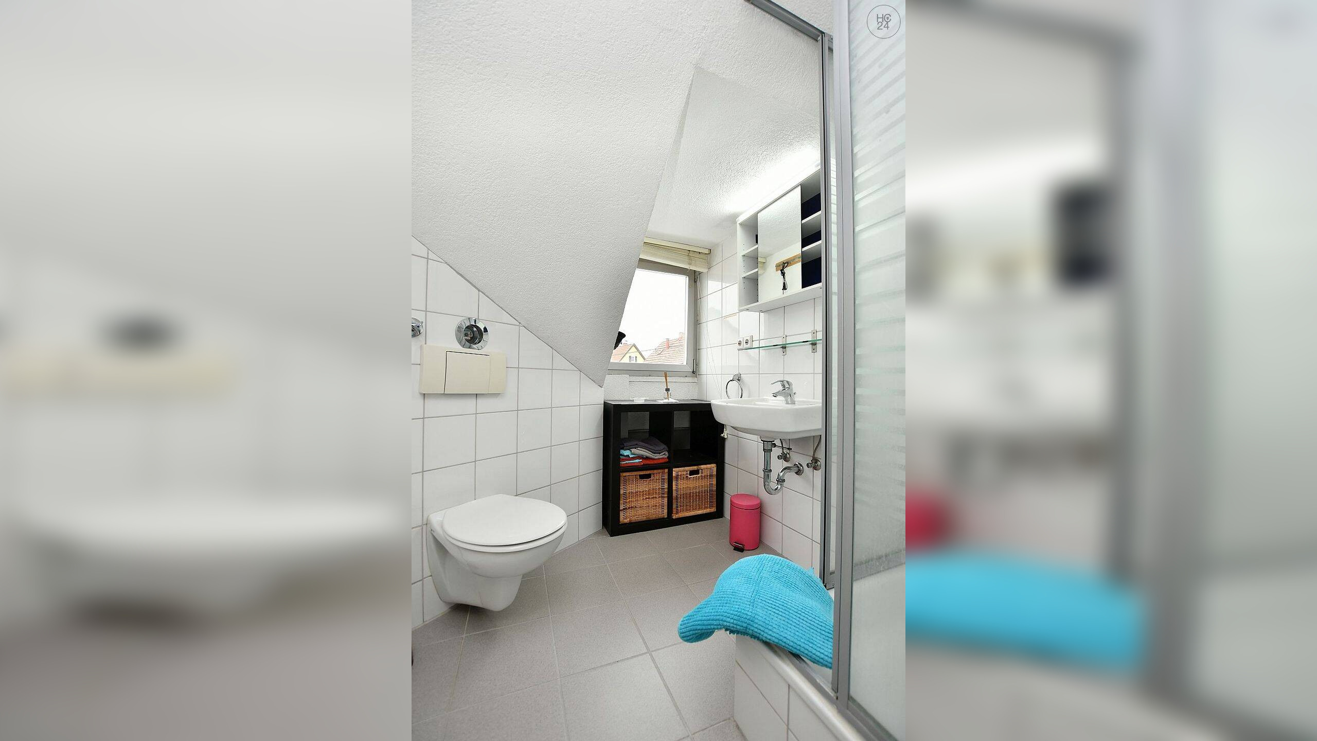 Wunderschöne, modern möblierte Dachgeschosswohnung in Stuttgart Ost – 70186 Stuttgart – Vorschaubild 3