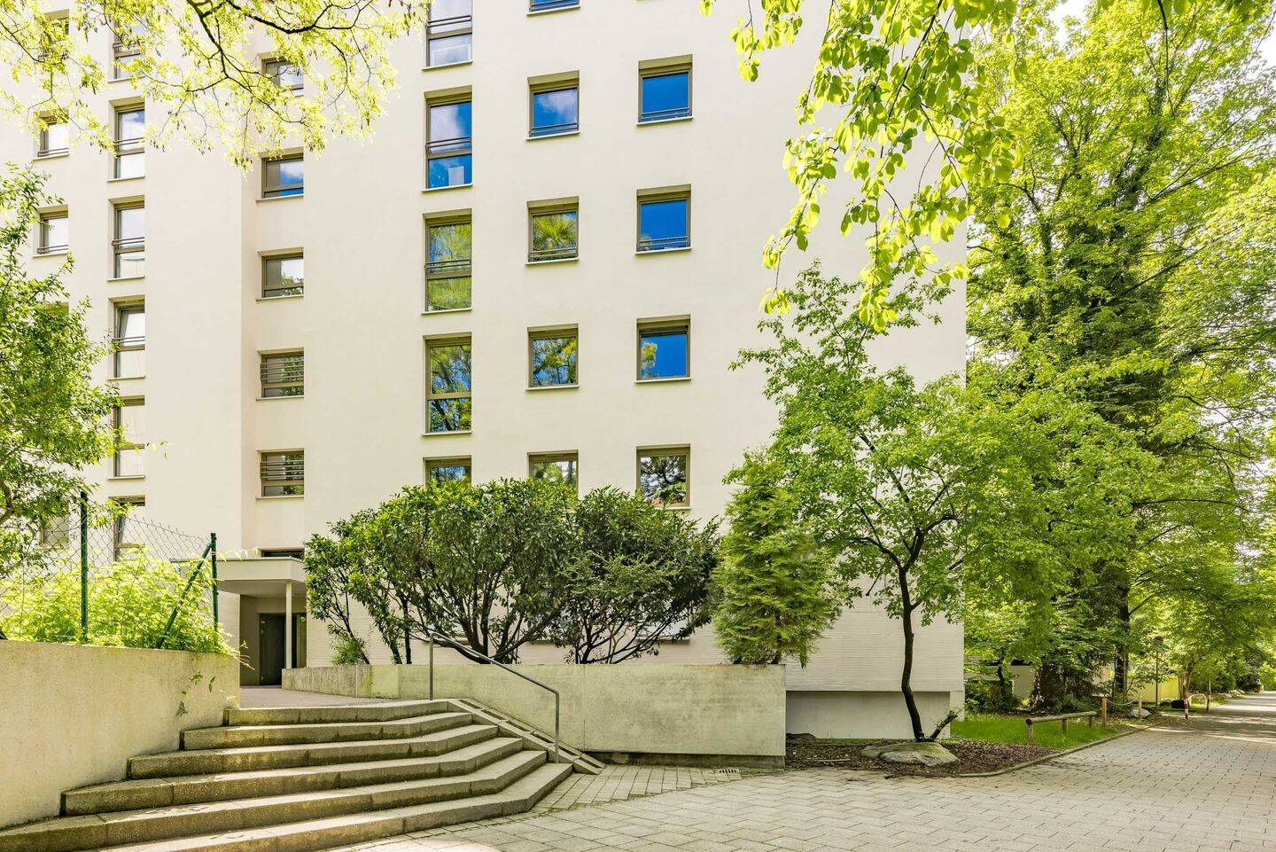 Elegantes City-Apartment mit exklusiver Ausstattung – 80469 München – Vorschaubild 3
