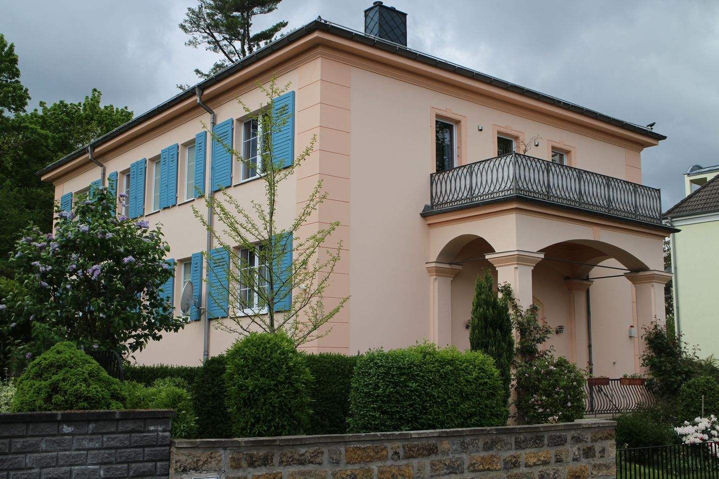 Attraktive 5,5 Raum- Wohnung in 01187 Dresden zu vermieten – 1187 Dresden – Vorschaubild 3