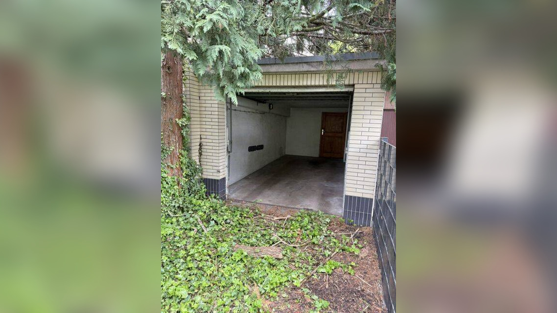 JUNKERSDORF MFH – leerstehend, Abriss-/Sanierungsobjekt – 3 Wohnungen in Sackgassenlage – 50858 Köln – Vorschaubild 3