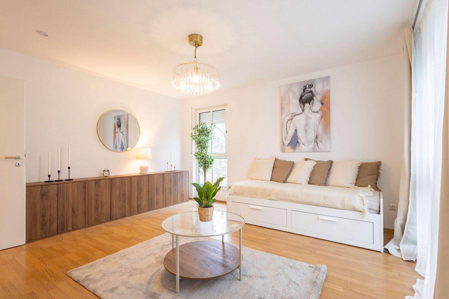 Modernes, renoviertes 1-Zimmer-Apartment mit Balkon – sofort bezugsfertig – München – Vorschaubild 3