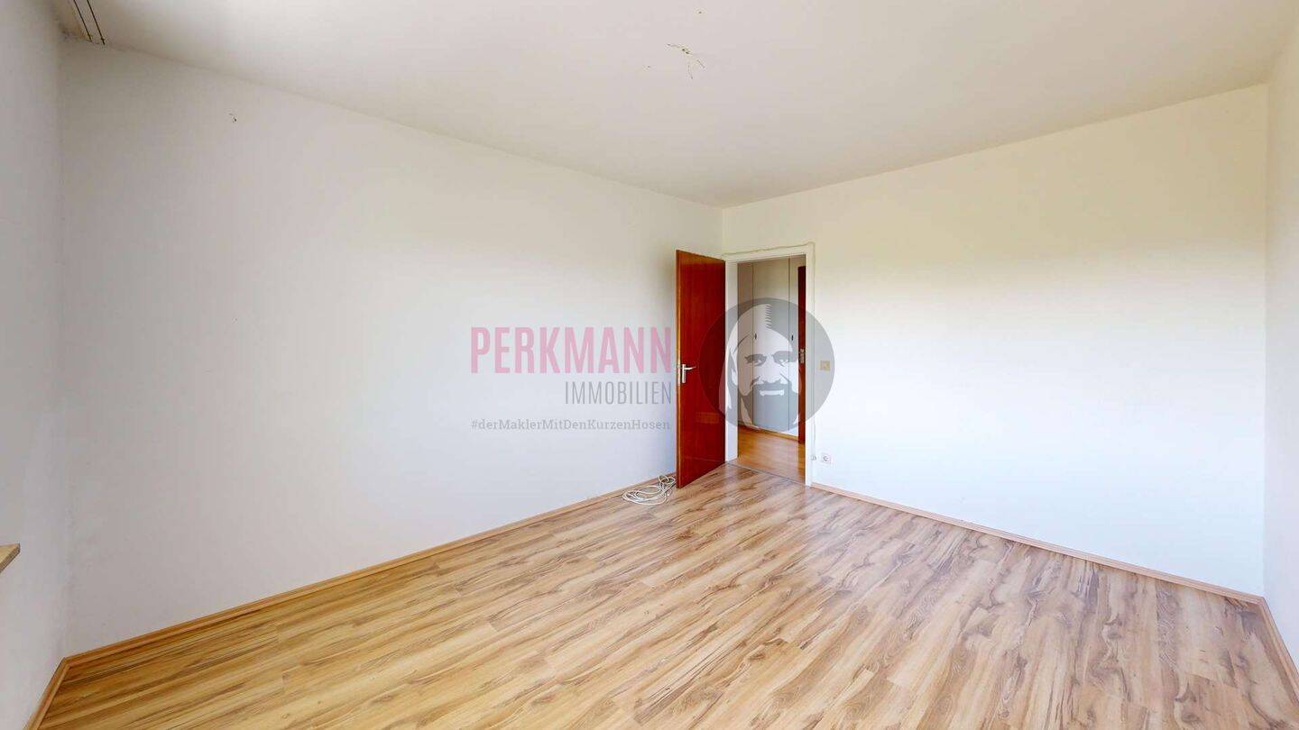 Bezugsfreie 3 Zimmer Wohnung mit 2 Balkonen (Süd) und Blick über die Dächer von Laim – 80686 München – Vorschaubild 3