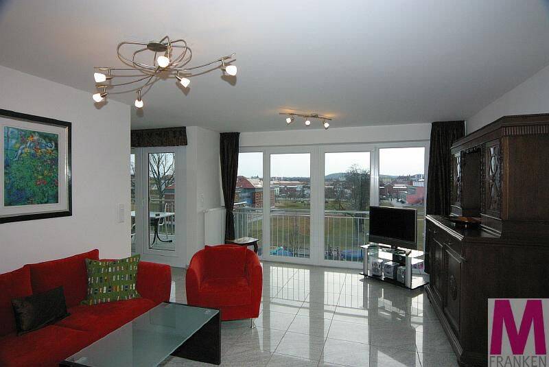 Exklusive Neubauwohnung am Südstadtpark mit Veste-Blick – 90763 Fürth – Vorschaubild 3