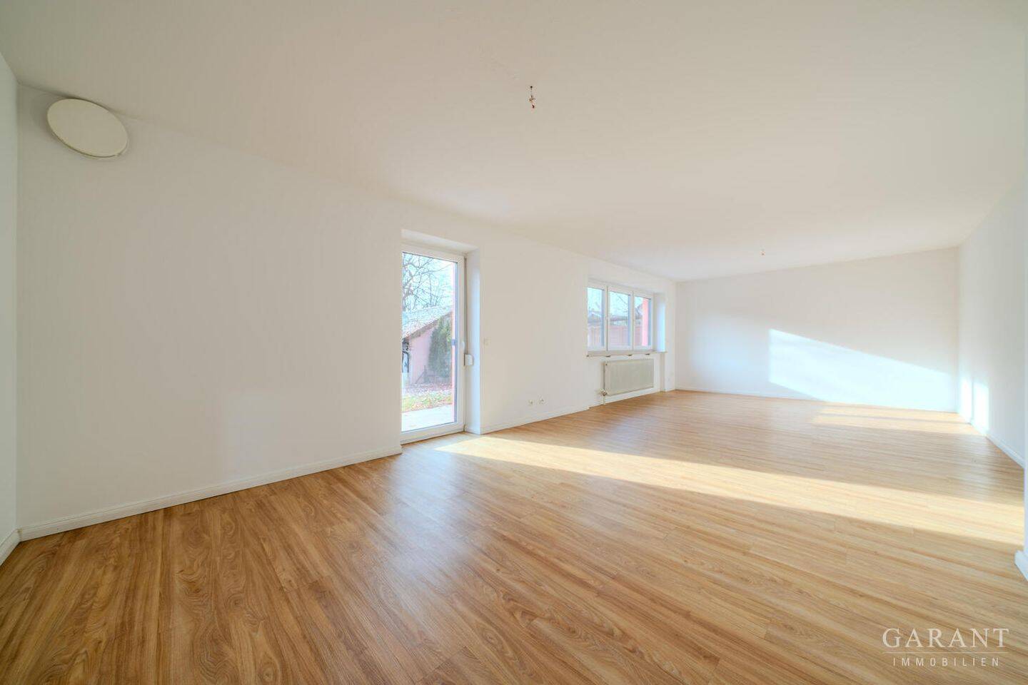 Moderne, großzügige Doppelhaushälfte in Lochhausen-Langwied – 81249 München – Vorschaubild 3