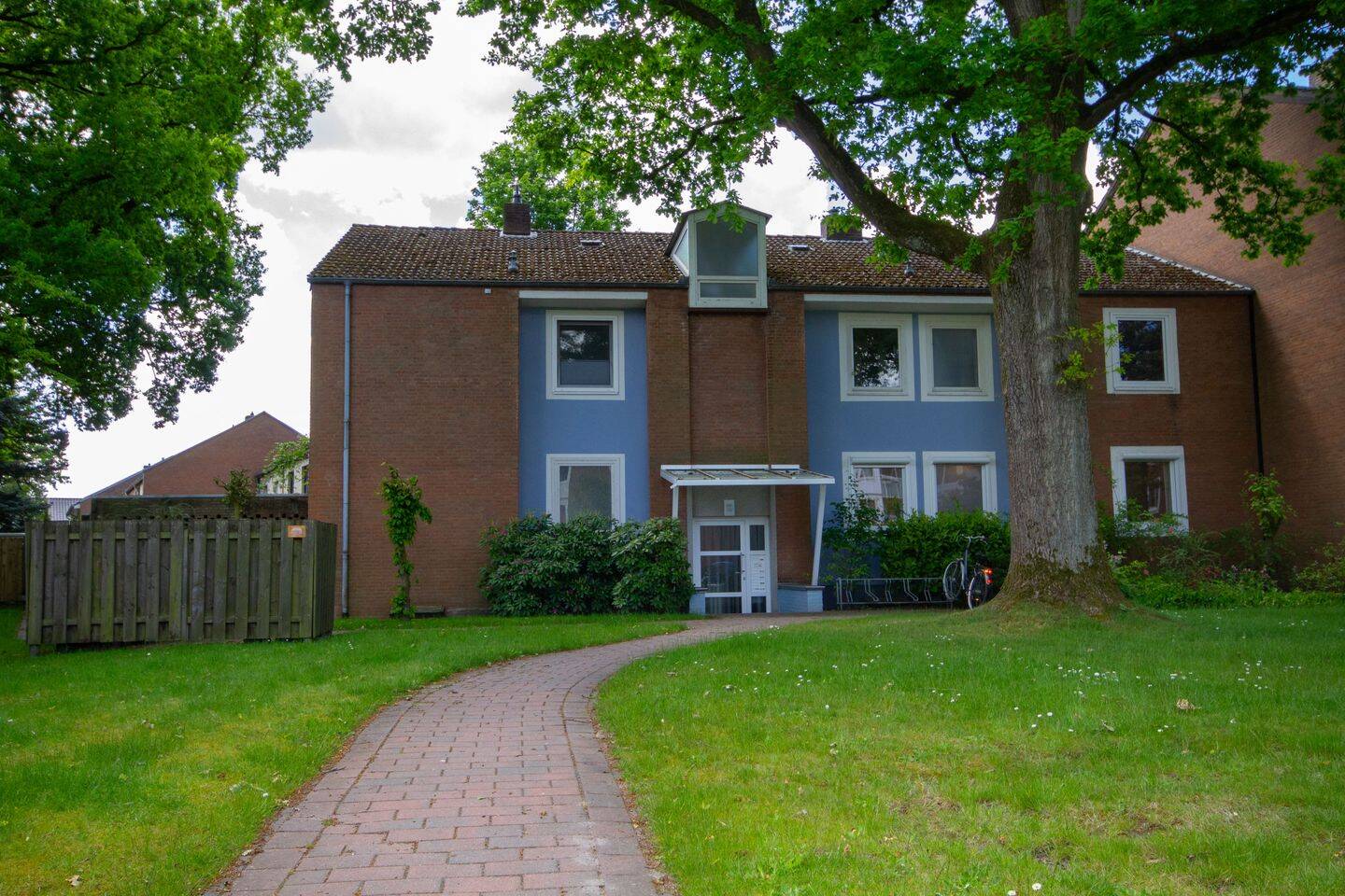 Modernisierte 4-Zimmer-Eigentumswohnung mit Loggia in ruhiger Wohnlage – 26131 Oldenburg (Oldb) – Vorschaubild 3