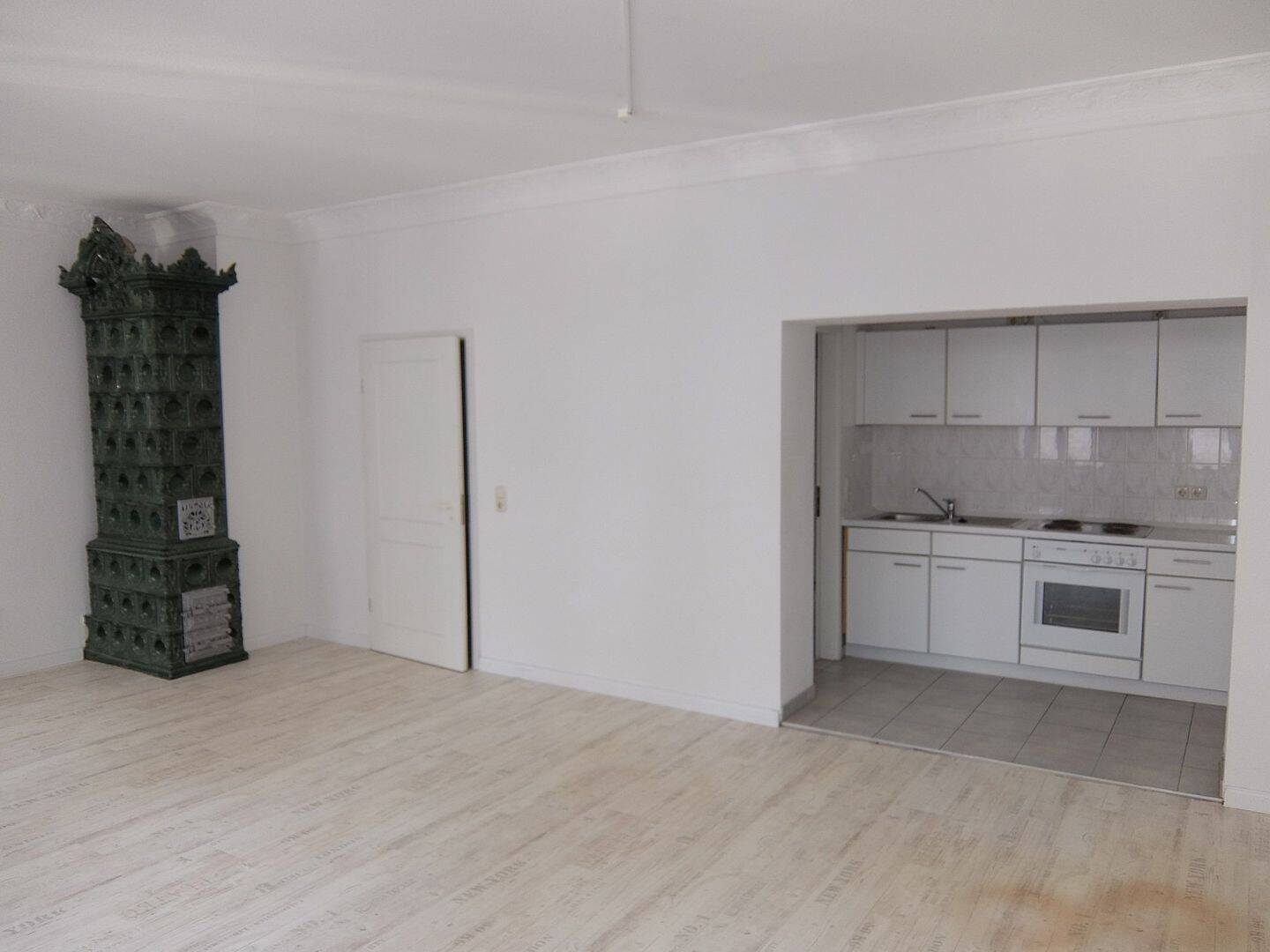 Reudnitz Thonberg – zu Fuss in die City, großzügige 2-Raumwohnung mit Balkon – 4317 Leipzig – Vorschaubild 3