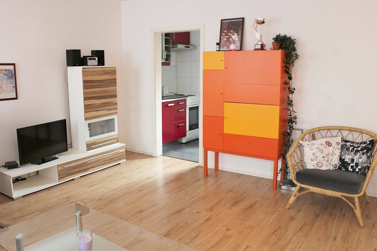Großzügig möblierte Wohnung im Stadtkern von Essen, 2 getrennte Schlafmöglichkeiten – 45127 Essen – Vorschaubild 4