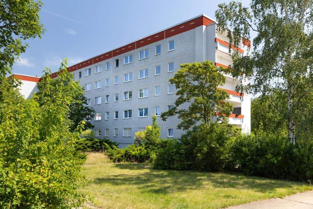 Dein Upgrade jetzt günstiger. / Your upgrade now with a special discount. – 6132 Halle (Saale) – Vorschaubild 3