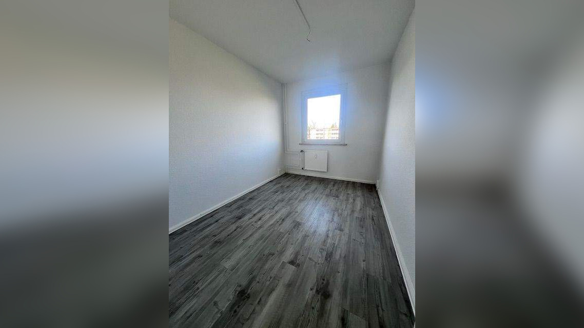 Dein Upgrade jetzt günstiger. / Your upgrade now with a special discount. – 6132 Halle (Saale) – Vorschaubild 4