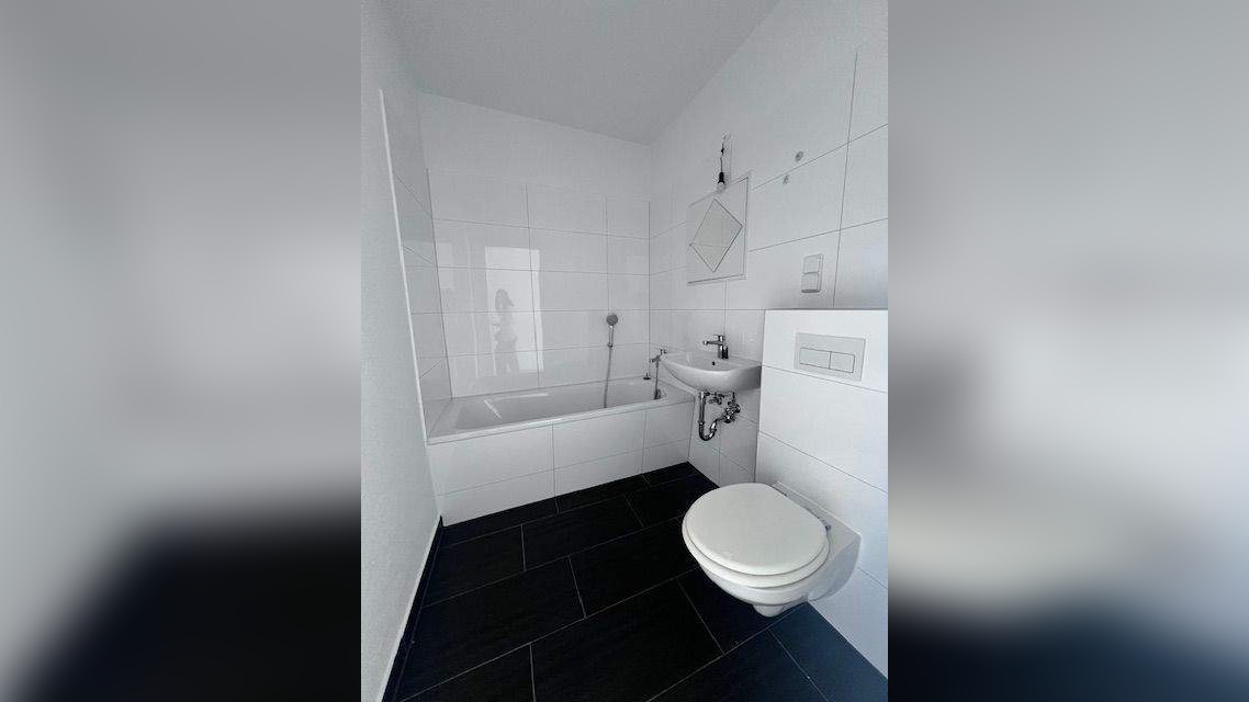 Dein Upgrade jetzt günstiger. / Your upgrade now with a special discount. – 6132 Halle (Saale) – Vorschaubild 5