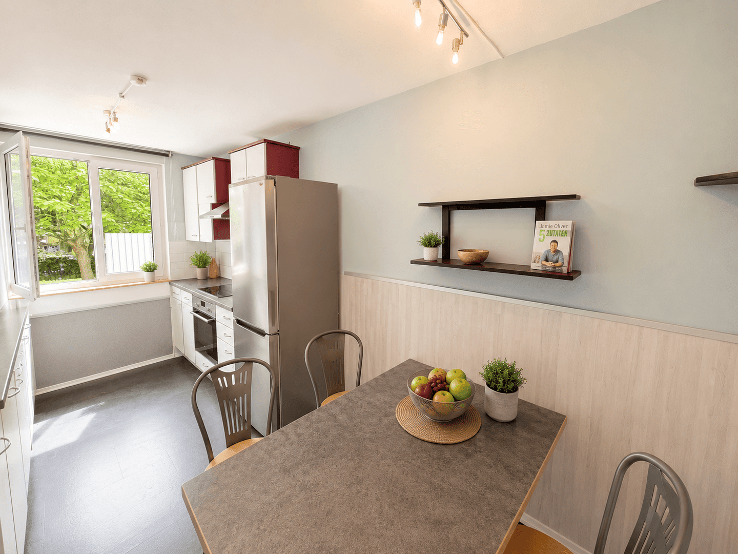 Viel Platz für Ihre Zukunft – attraktive 4-Zimmer-Wohnung in gepflegter Anlage! – 80939 München – Vorschaubild 4