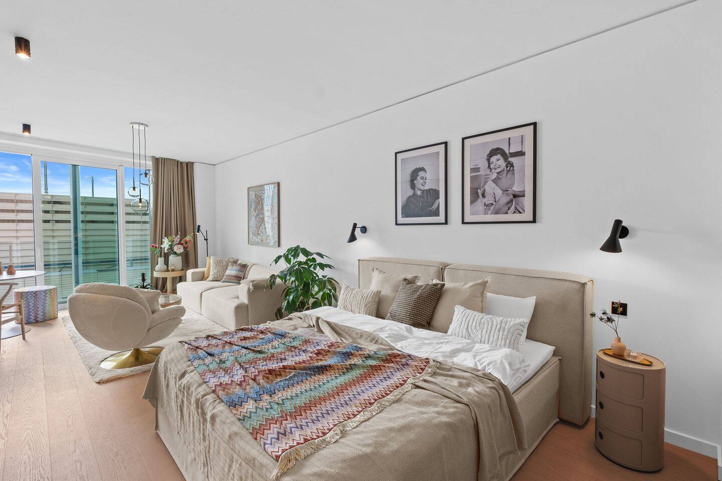 Exklusives, vollmöbliertes Design-Apartment mit Sonnenbalkon & Hafenblick – 20457 Hamburg – Vorschaubild 3
