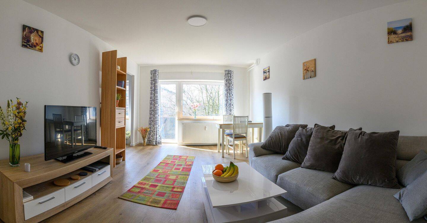 Moderne Wohnung in Alsternähe mit Balkon | Zentral und Blick ins Grüne – 22087 Hamburg – Vorschaubild 3