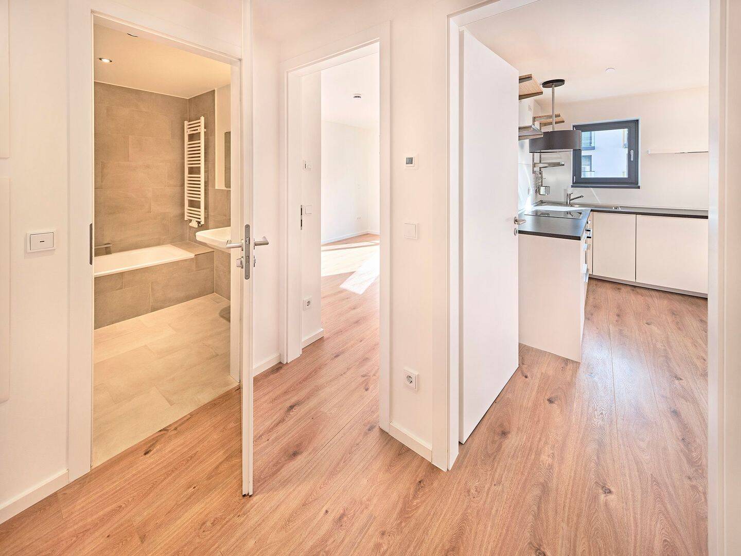 SCHWABINGER GERBERHÖFE: Helle 2-Zimmer-Wohnung mit Balkon zwischen Luitpold- und Olympiapark – 80809 München – Vorschaubild 7