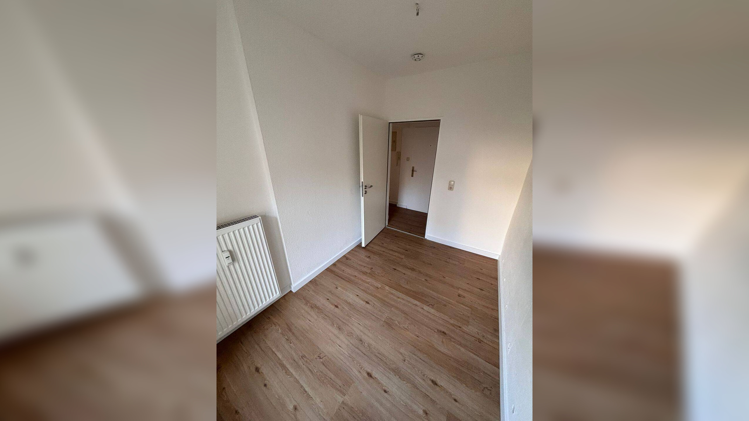 ERSTBEZUG NACH SANIERUNG Kleine 2-Zimmer-Wohnung in Sudenburg – Magdeburg – Vorschaubild 3