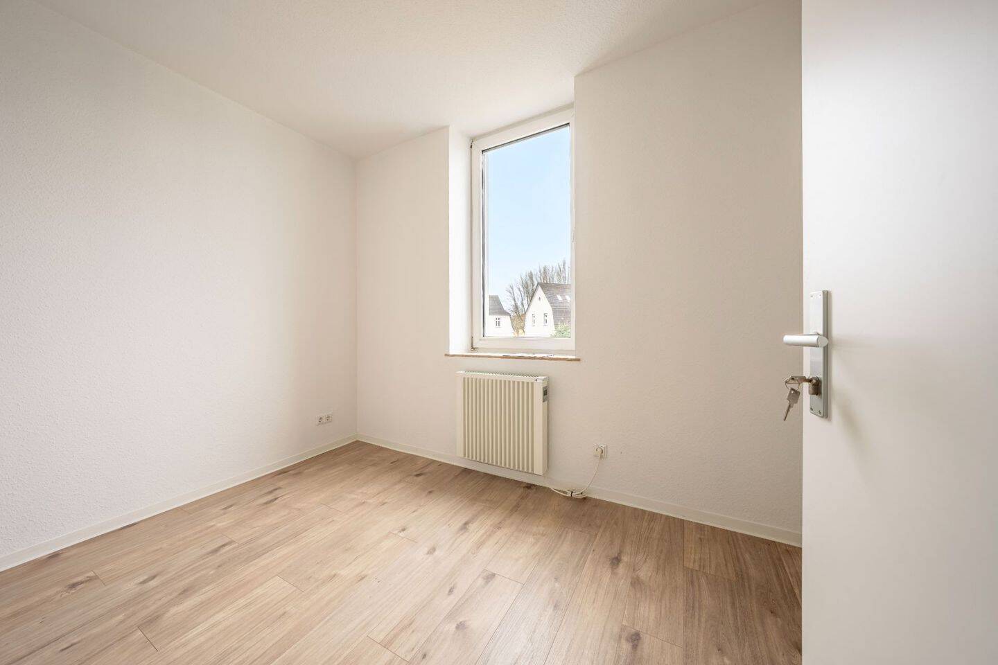 Modernisierte 4-Zimmer-Wohnung mit exklusivem Garten und Ausbaupotenzial – 44388 Dortmund – Vorschaubild 5