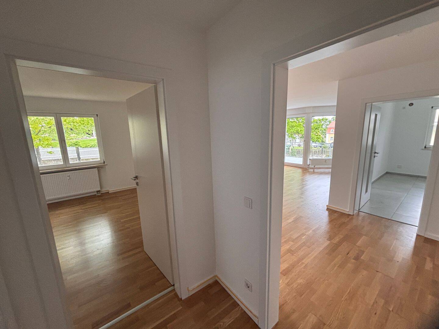 Sofort beziehbare, exklusive 2-Zimmer-Wohnung in Dresden-Loschwitz – 1326 Dresden – Vorschaubild 3