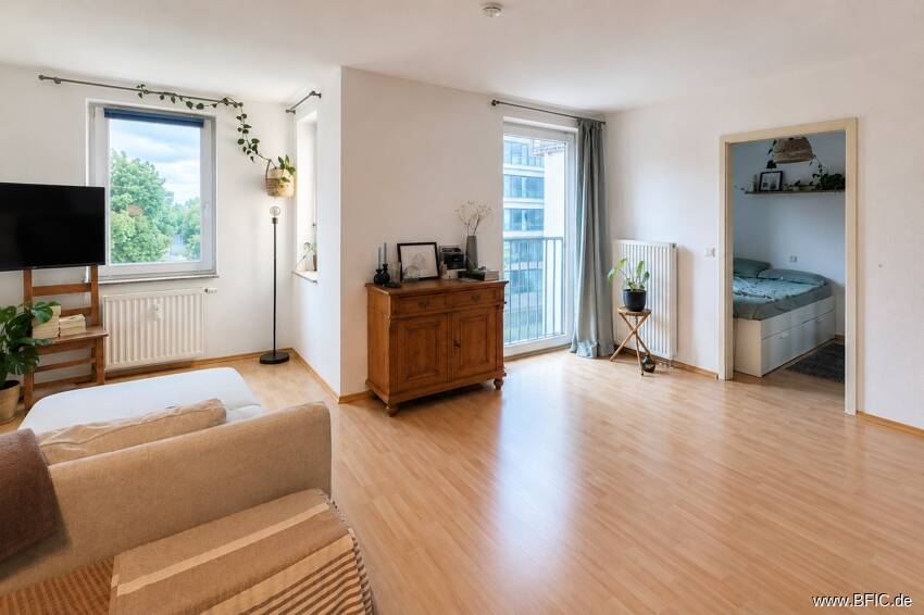 bezugsfreies Apartment mit separatem Schlafzimmer und Tiefgarage in Derendorf – provisionsfrei* – 40476 Düsseldorf – Vorschaubild 3