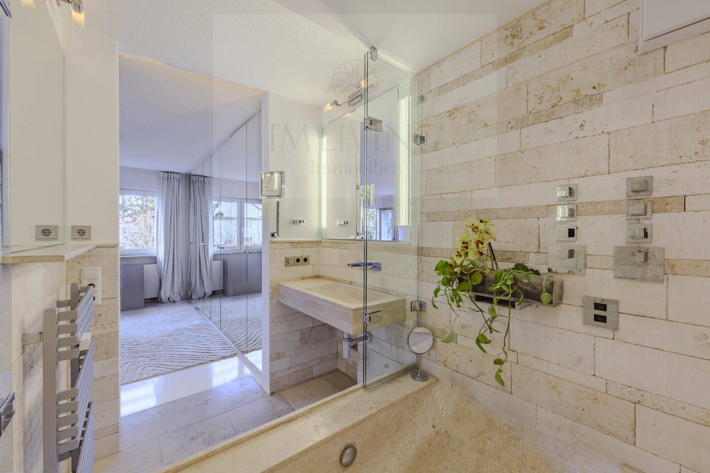 IHR RÜCKZUGSORT IM WESTPARK – STILVOLLE LUXUSWOHNUNG MIT KAMIN & WELLNESSBAD – 81377 München – Vorschaubild 5