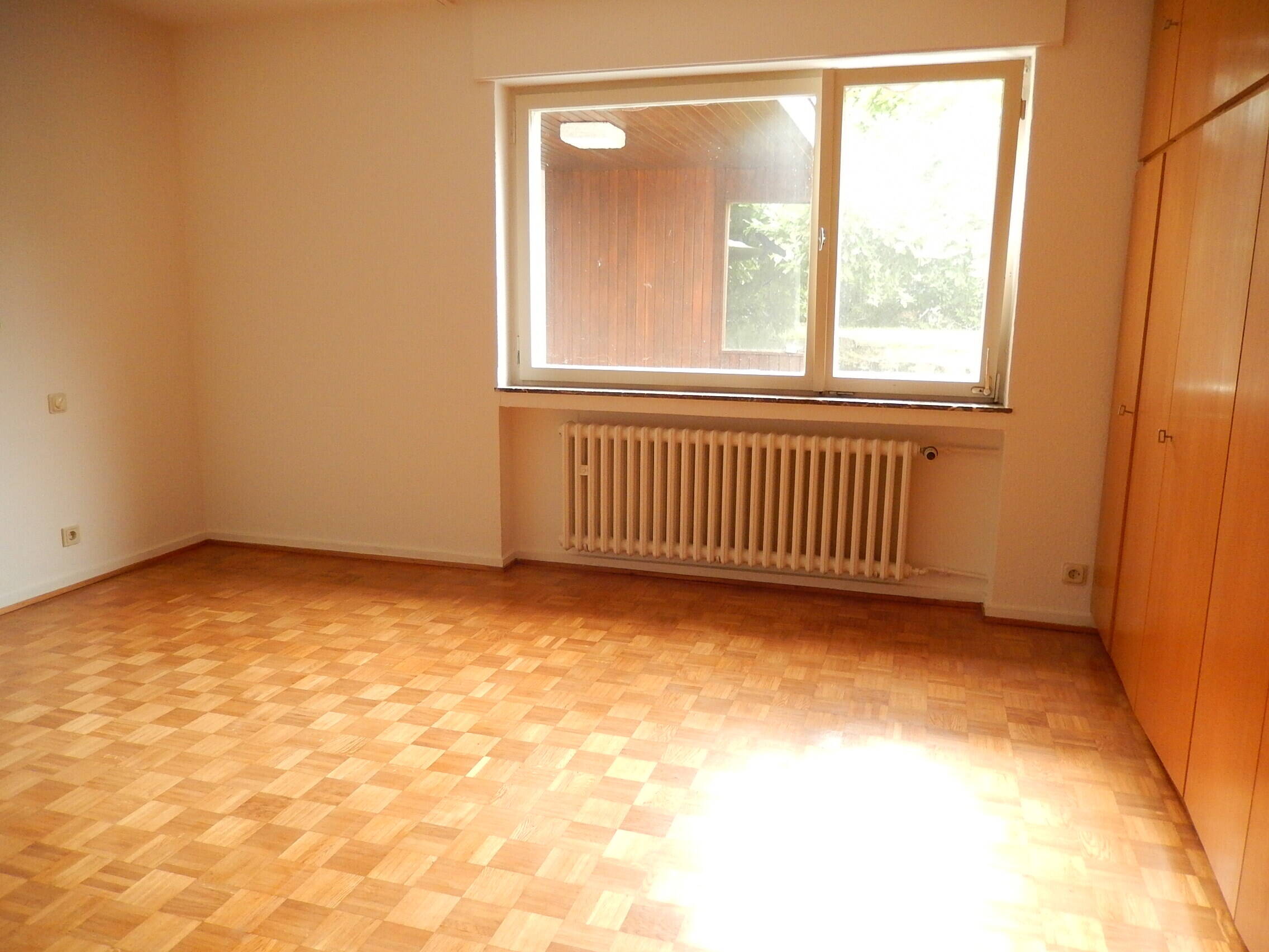 Trier Mariahof Bungalow – als Reihenbungalow mit einer Gesamt- Whfl. von ca. 232 m² mit Garage – 54296 Trier – Vorschaubild 3