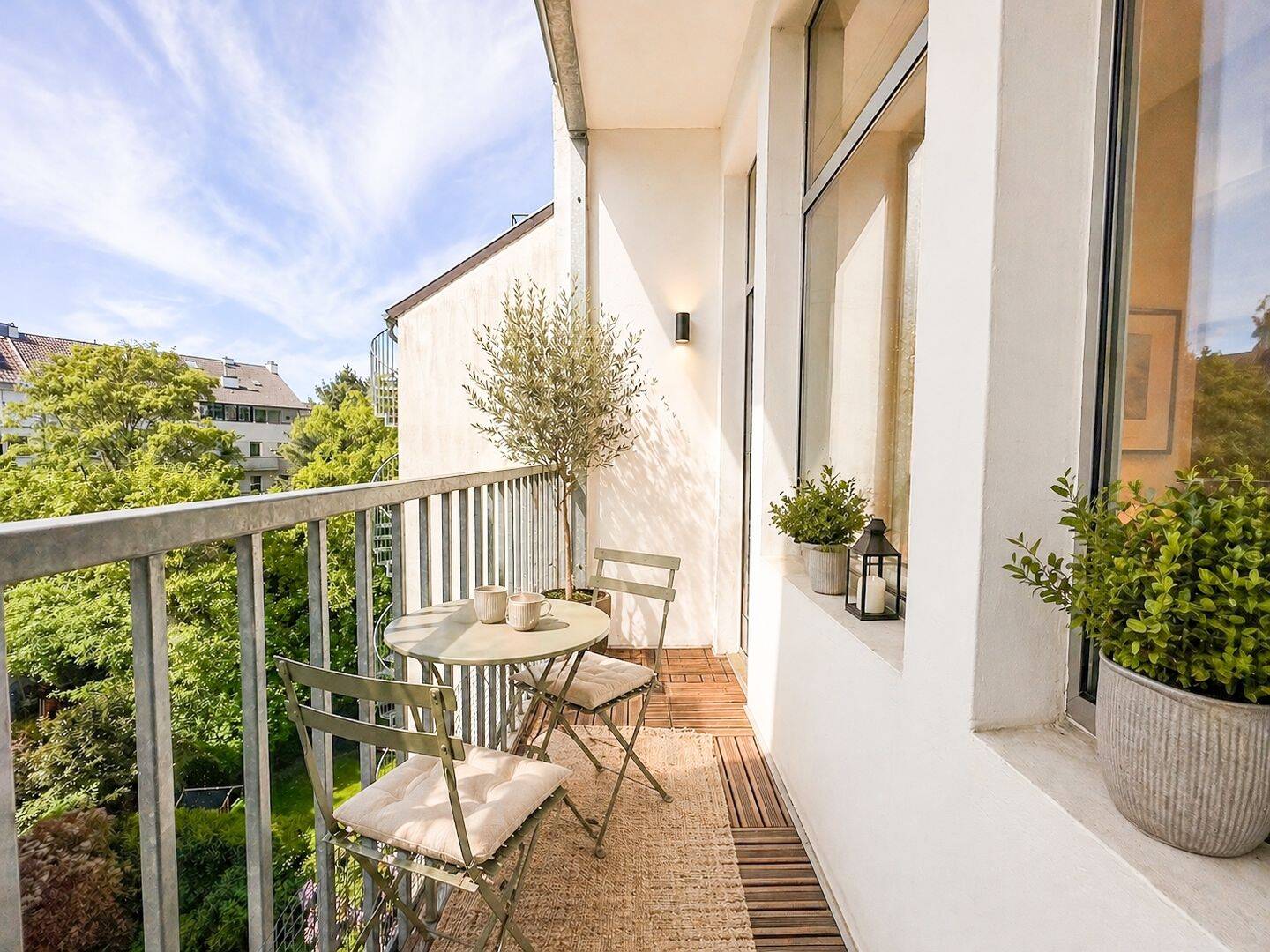 Repräsentative Altbauwohnung im Zooviertel – großzügig geschnitten, mit hohen Decken und Aufzug – 40239 Düsseldorf – Vorschaubild 3