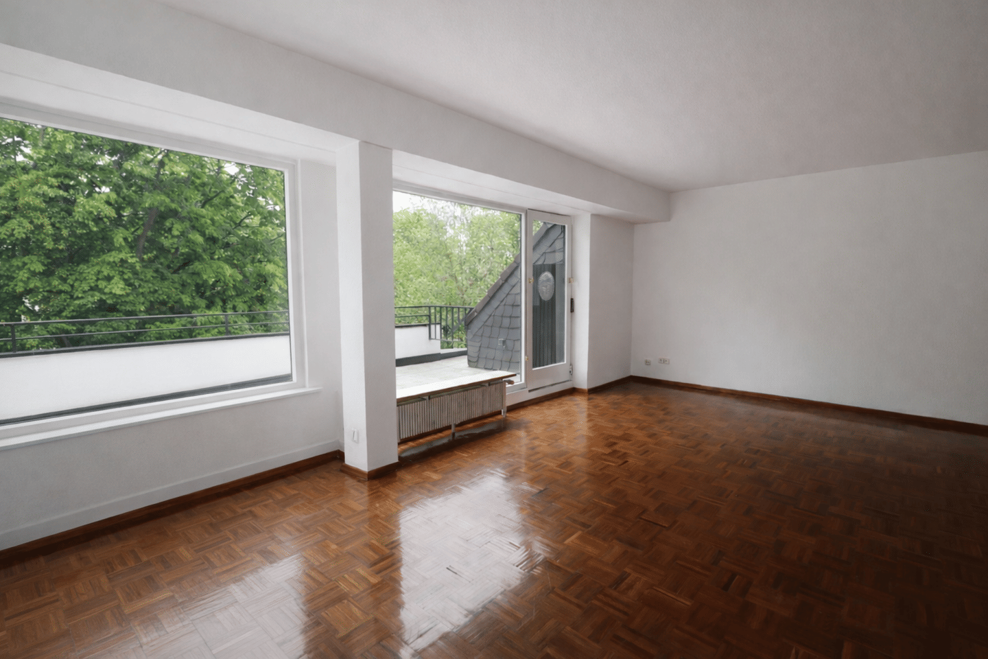 Elegante Maisonette in Krefeld: Ihr luxuriöser Rückzugsort mit Kamin und Balkon – 47803 Krefeld – Vorschaubild 6