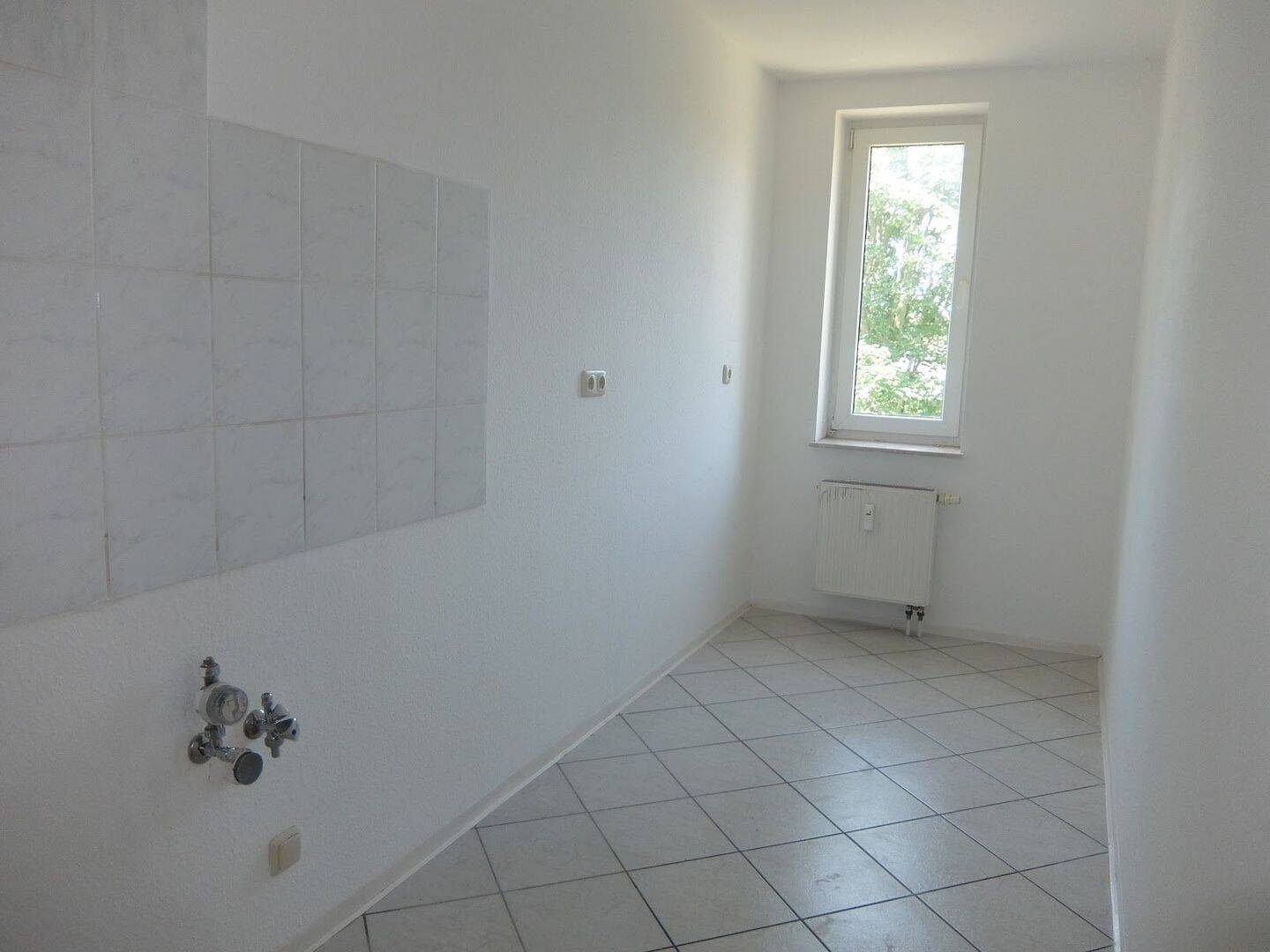 Kleine bezahlbare 2,5-Zimmer-Wohnung – Chemnitz – Vorschaubild 3