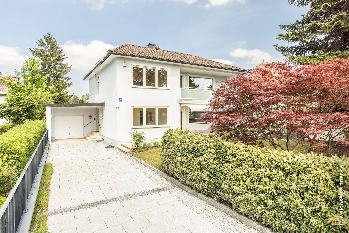 Freistehendes Einfamilienhaus auf sonnigem Süd-West-Grundstück in ruhiger Lage – 81825 München – Vorschaubild 3