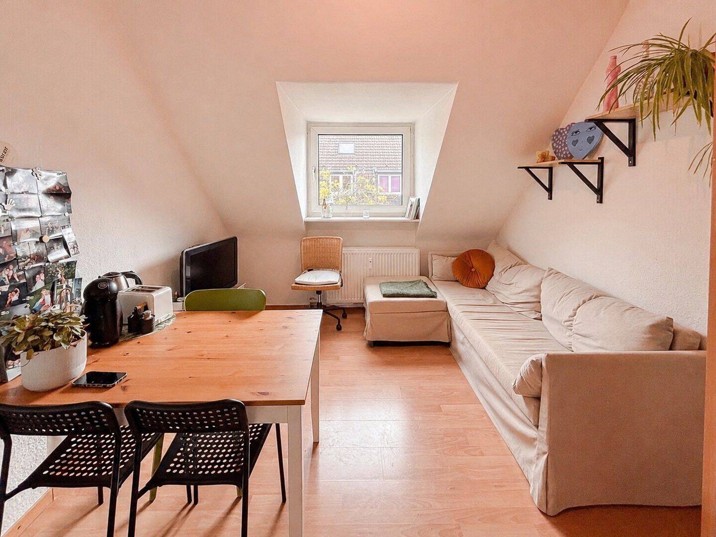 Helles Stadtleben in charmanter Etage mit Weitblick und Komfort – 40217 Düsseldorf – Vorschaubild 4