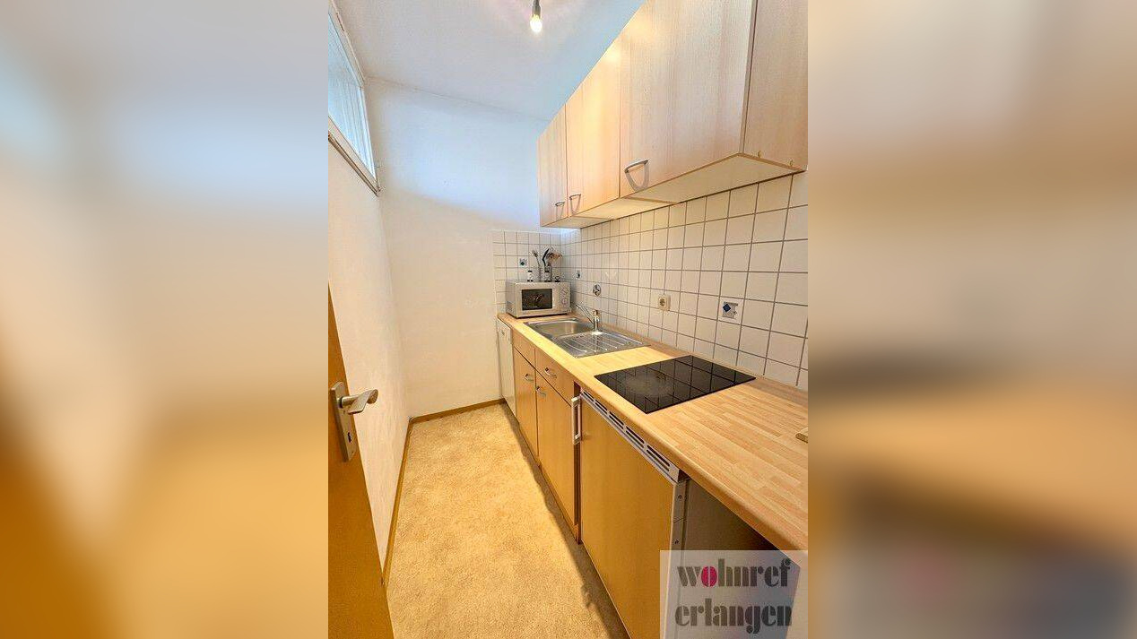 Geschmackvoll möbliertes Businessapartment mit Balkon im Erlanger Zentrum – 91052 Erlangen – Vorschaubild 3