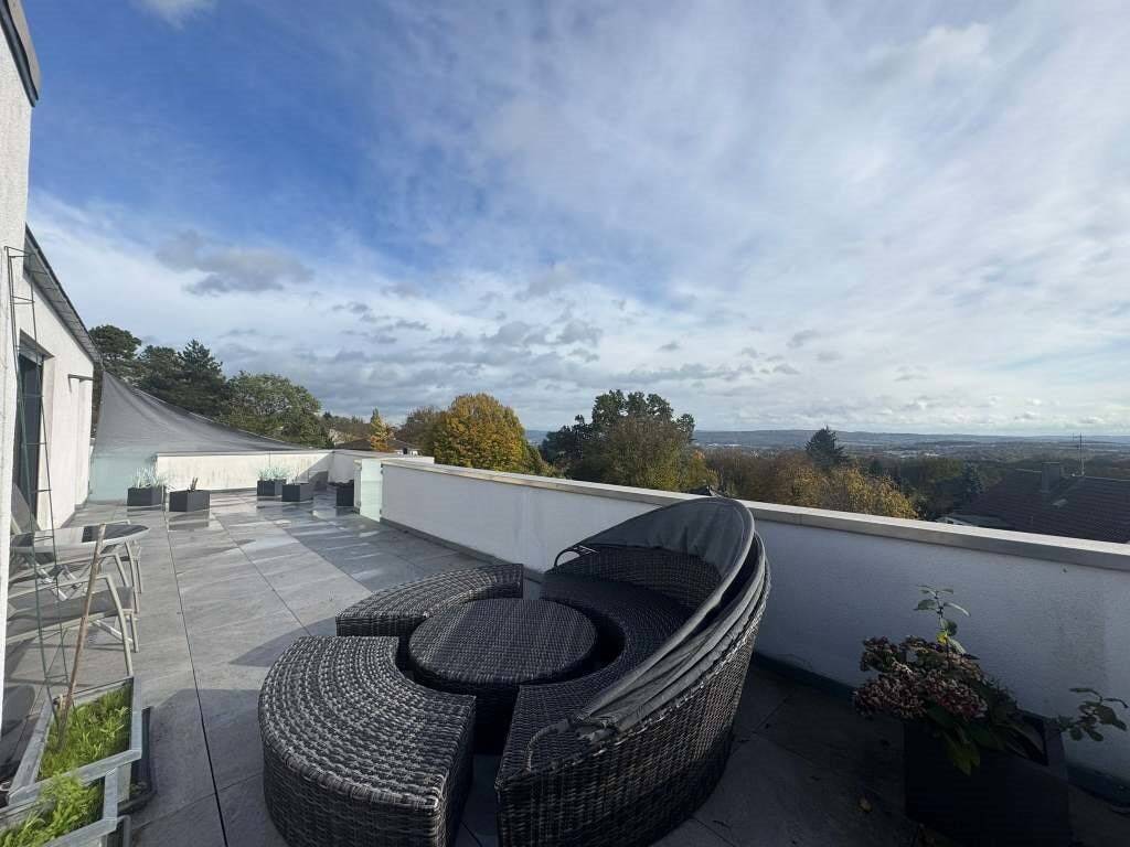 Exklusives Penthouse mit Panoramablick über Kassel – Wohnen auf höchstem Niveau am Brasselsberg – 34132 Kassel – Vorschaubild 3