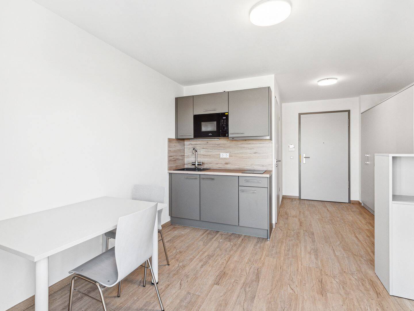 Zieh ein und freu dich über 250 € extra: Dein möbliertes 1-Zimmer Apartment mit All-In Miete – Magdeburg – Vorschaubild 3