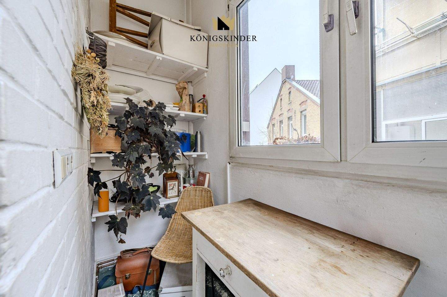 Top-Lage Stuttgart-West: Stilvolle 3-Zi.-Altbau-Wohnung nahe Feuersee & exzellenter Infrastruktur! – 70193 Stuttgart – Vorschaubild 4