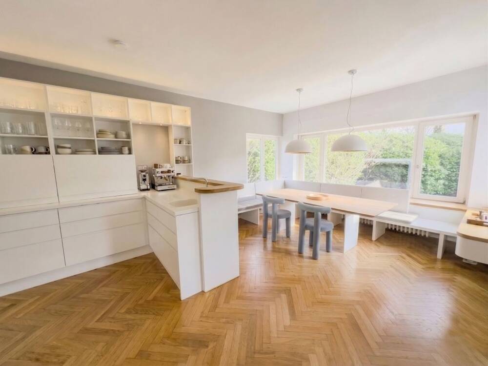 Charmante Stadtvilla mit separatem Gästehaus/Einliegerbereich in schöner und ruhiger Lage – 81377 München – Vorschaubild 3