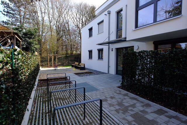 2-Zimmer-Neubau-Penthousewohnung mit Einbauküche u. TG-Stellplatz – München – Vorschaubild 3