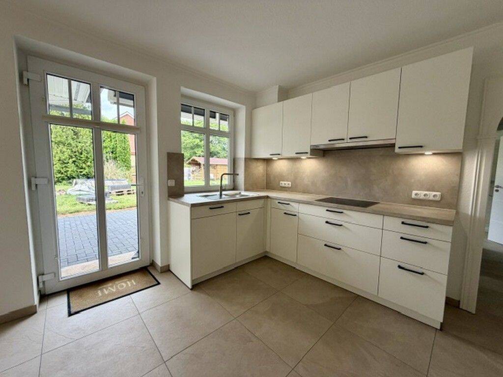 Exklusives Einfamilienhaus auf großzügigem Grundstück – in ruhiger Lage mit Wohlfühlcharakter – 23570 Lübeck – Vorschaubild 3
