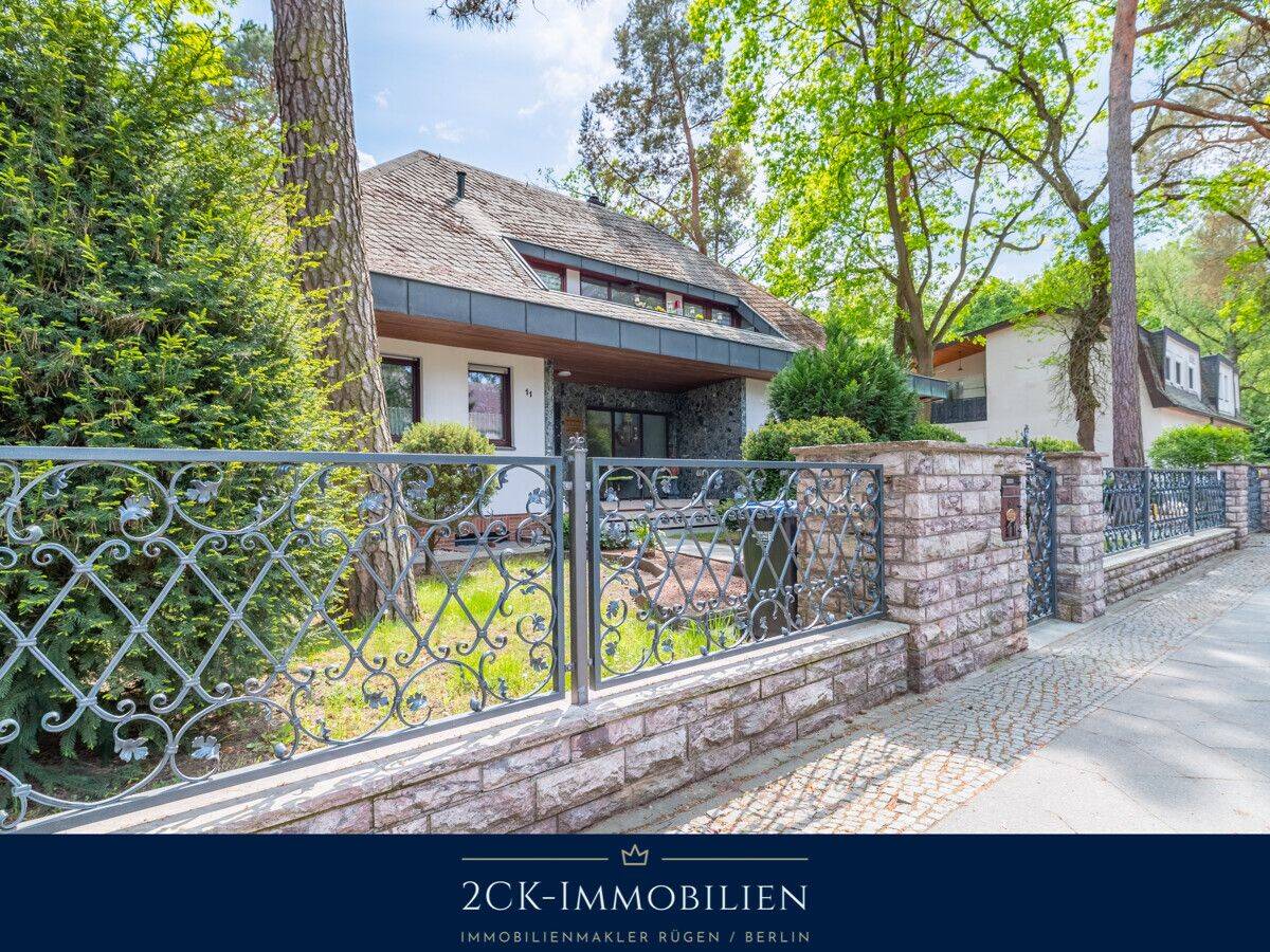 Voll unterkellerte Premium Villa mit Freiraum auf ca. 330m² plus Doppelgarage in Lichtenrade! – 12307 Berlin – Vorschaubild 3