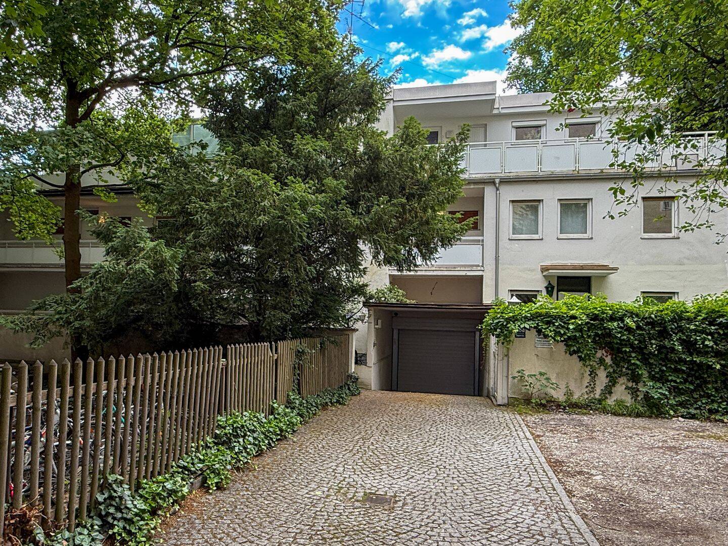 Modernisiertes 1-Zimmer-Apartment in Schwabing-West! – 80805 München – Vorschaubild 3