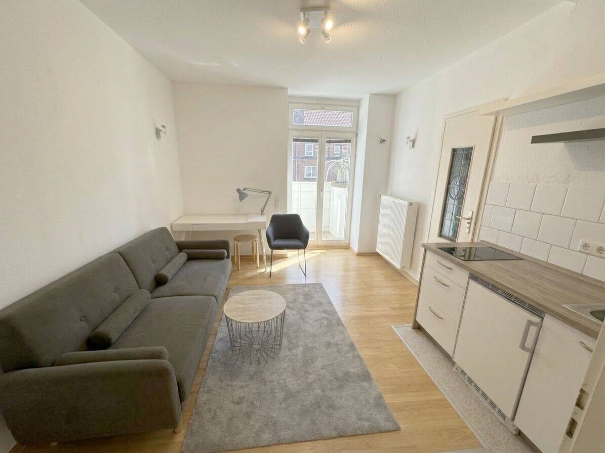 Bonn-Weststadt – Möblierte 1 Zimmer Wohnung mit Altbau Flair – 53115 Bonn – Vorschaubild 3