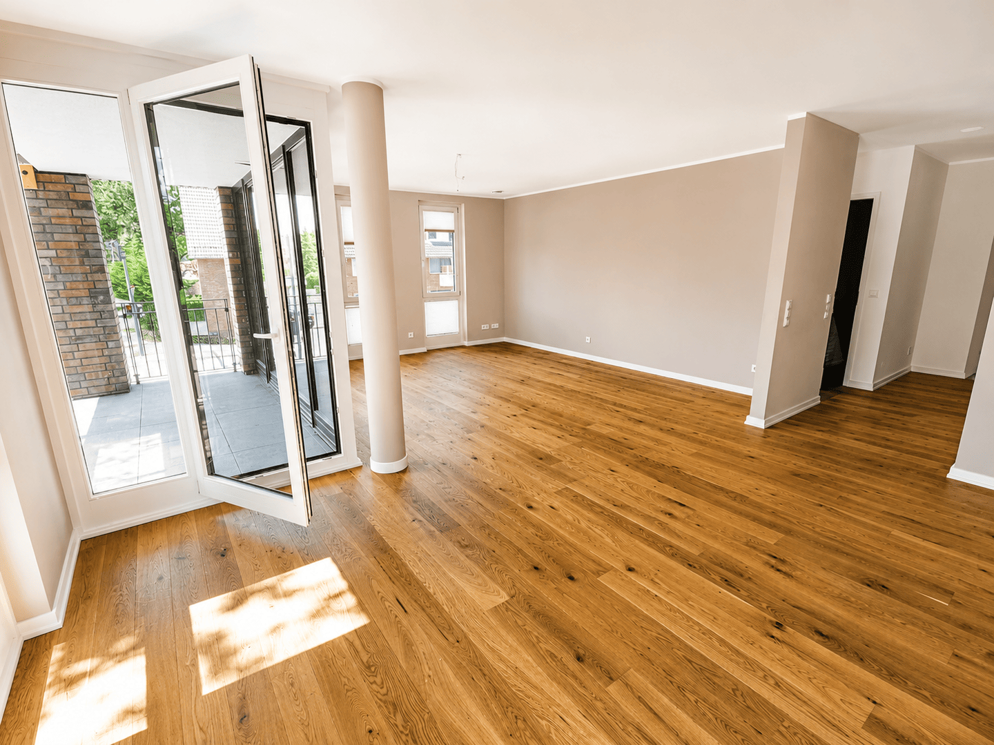 Modernes Wohnen in Bestlage – nur 300 Meter zum Tibarg-Zentrum in Hamburg-Niendorf! – 22459 Hamburg – Vorschaubild 3